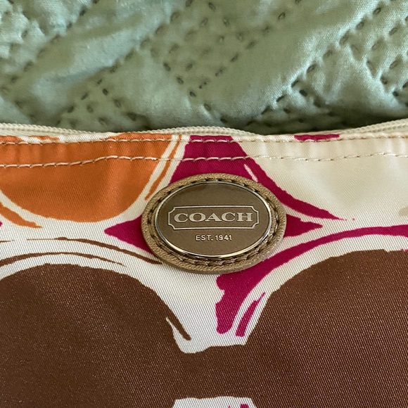Coach Weekender Bag - Picture 13 of 17